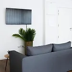 D Maria Apartament *